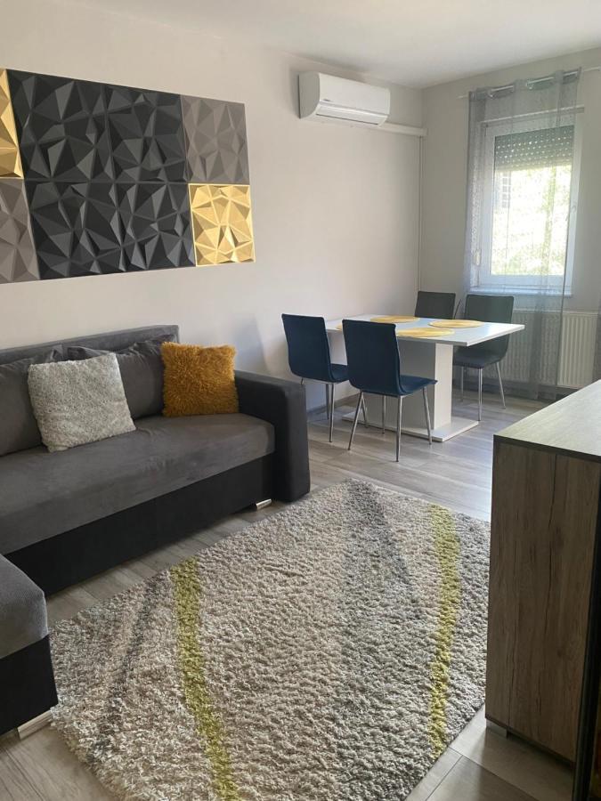 Gabrielle Apartman Hajdúszoboszló Dış mekan fotoğraf