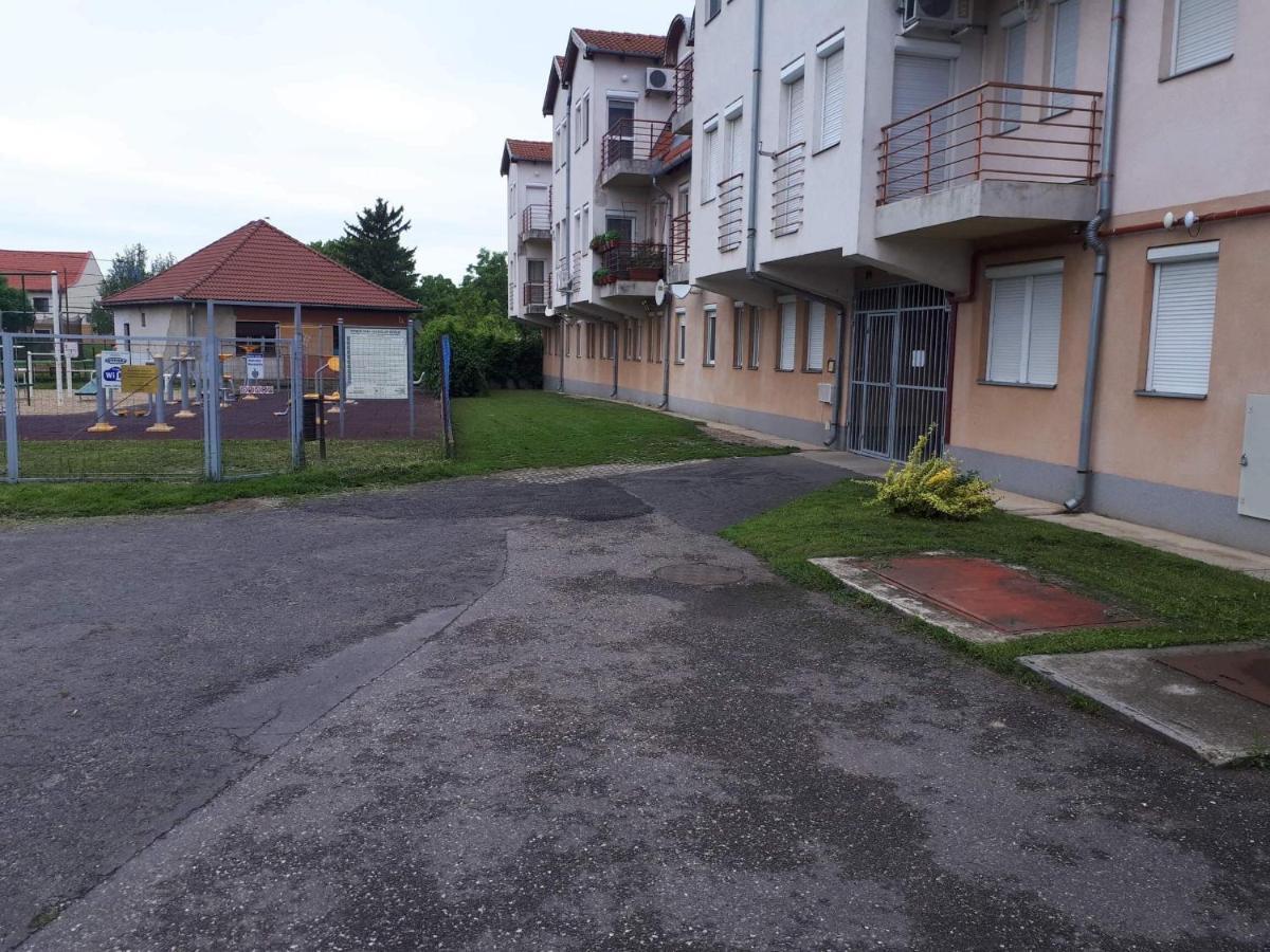 Gabrielle Apartman Hajdúszoboszló Dış mekan fotoğraf